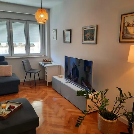Home Apartment